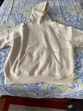 Essentials Fear of God Men’s Egg Shell Fleece Hoodie